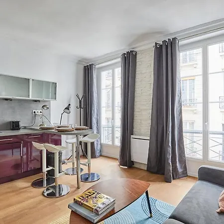 Center Of By Prestige Parigi